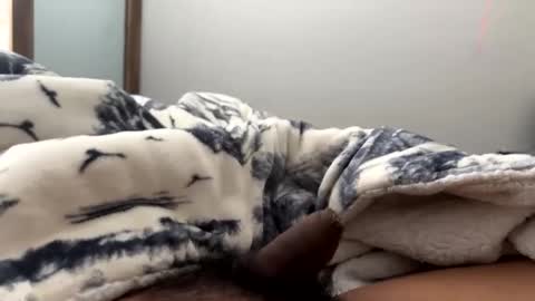 dj9469615 online show from February 16, 3:27 pm