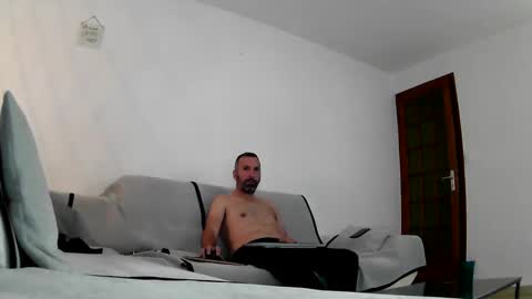 Snapshot of djo3322 chatting on December 3, 10:23 pm Djo online show from December 3, 10:23 pm