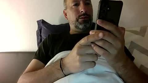 Snapshot of djo3322 chatting on October 25, 11:53 am Djo online show from October 25, 11:53 am