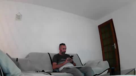 Snapshot of djo3322 chatting on December 1, 10:23 pm Djo online show from December 1, 10:23 pm