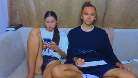 Snapshot of do_u_know_them chatting on January 27, 1:09 pm Kirahe  Mirashe online show from January 27, 1:09 pm