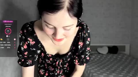 Annie PVT IS OPEN online show from November 17, 9:28 pm