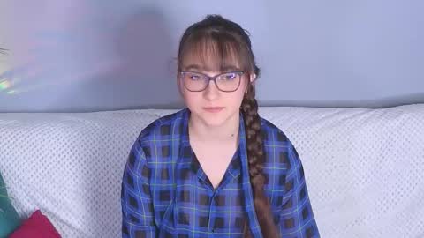 Tessa online show from November 12, 4:42 pm