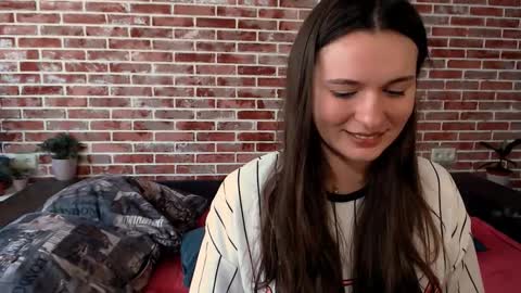 Jade online show from November 5, 10:06 am