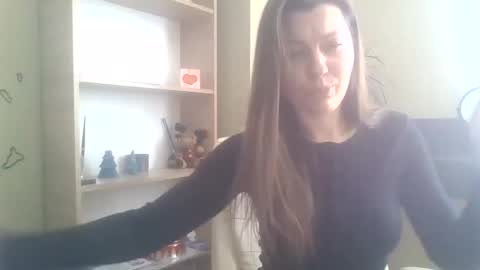 DollyRoma online show from February 16, 9:18 am