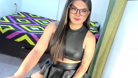 ANGELA online show from October 26, 3:23 pm