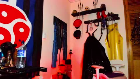 Dom Blue online show from January 12, 9:29 pm