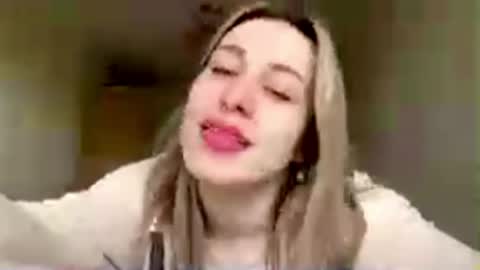 Mia online show from May 20, 7:16 am