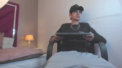 Dominic foox online show from February 24, 1:36 pm