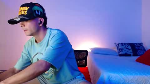 DOMINIC AND ANDREW online show from March 11, 4:26 am