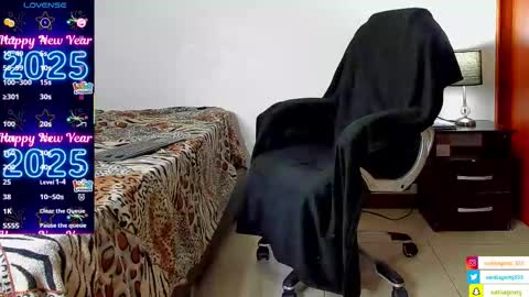 SANTI  independent model online show from January 7, 1:10 am