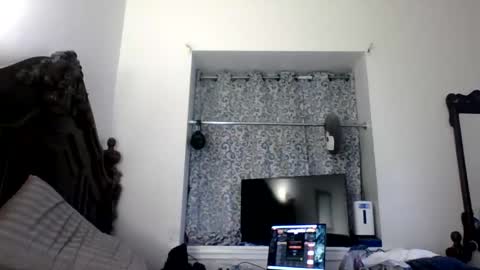 luis online show from May 28, 11:47 pm