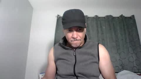 luis online show from October 26, 4:02 am