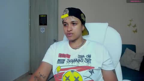 Snapshot of dominick_joness chatting on September 22, 10:47 pm Dominick  online show from September 22, 10:47 pm