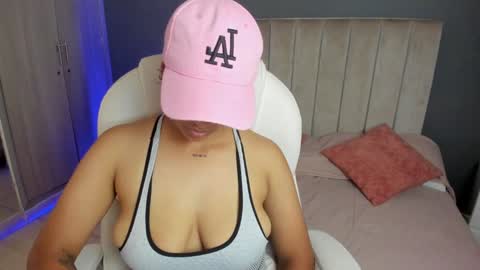 Snapshot of dominick_joness chatting on January 30, 8:31 pm Dominick  online show from January 30, 8:31 pm