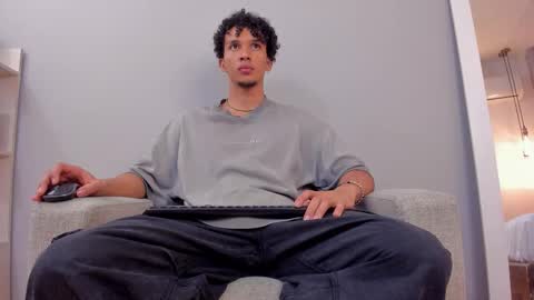 Snapshot of dominick_star chatting on October 26, 4:02 am Dominick Star online show from October 26, 4:02 am