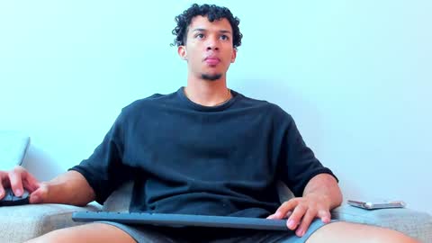 Snapshot of dominick_star chatting on January 19, 4:54 am Dominick Star online show from January 19, 4:54 am