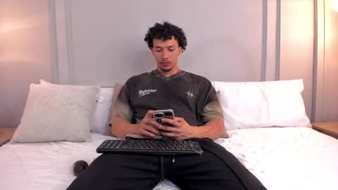 Dominick Star online show from January 18, 4:43 am