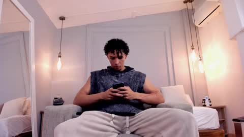 Snapshot of dominick_star chatting on September 19, 4:49 am Dominick Star online show from September 19, 4:49 am