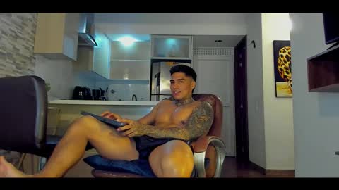 Only fans Ronnie col---InstaRonniecolleman  online show from November 16, 3:08 am