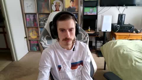 dommepleasemistress online show from December 17, 8:10 pm