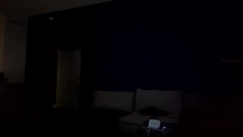 domTop subBoyy online show from May 11, 3:24 am
