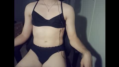 Snapshot of donavera chatting on October 1, 9:24 pm donavera online show from October 1, 9:24 pm