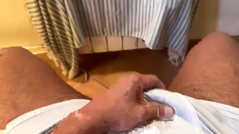 donde252101 online show from December 4, 1:11 pm