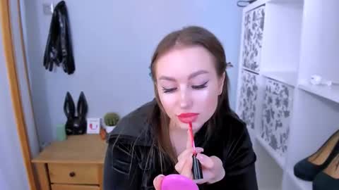 DonnaSensual online show from February 3, 4:22 pm