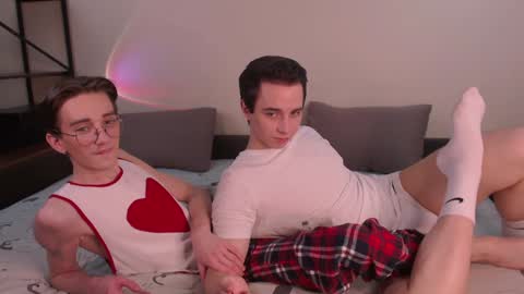 EliotKenny online show from December 27, 7:46 pm