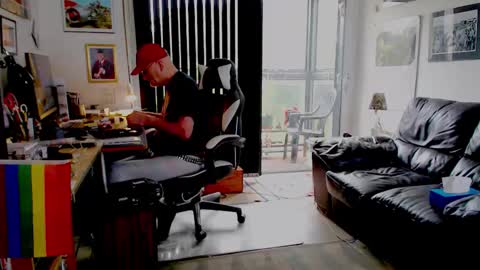 dopeleaf2 online show from October 9, 11:15 am