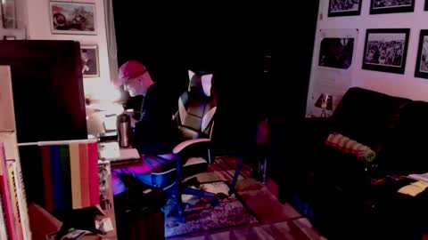 dopeleaf2 online show from March 15, 12:04 am