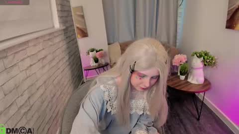 dora online show from March 1, 1:54 am