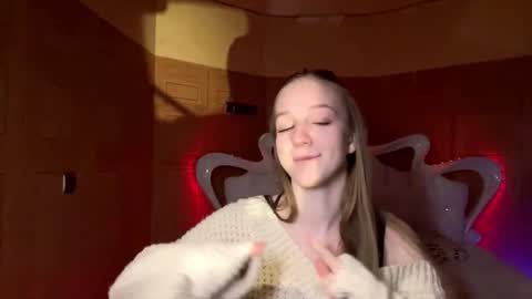 Anika online show from March 13, 4:21 pm