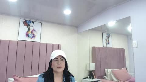 Anny online show from April 11, 12:31 pm