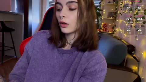 Alice online show from February 19, 2:33 pm