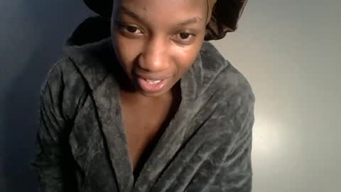 dorians black online show from June 11, 10:30 pm