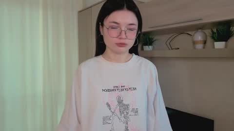 Maria online show from November 16, 6:04 am