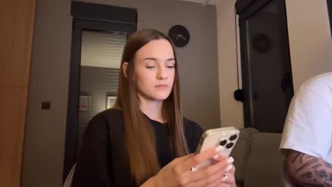 Alice and Mark online show from September 8, 7:13 pm