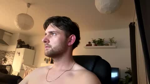 Edii online show from December 4, 7:35 pm