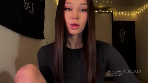 MOLLYYYY dont forget to give me a thumb up online show from March 28, 11:33 am