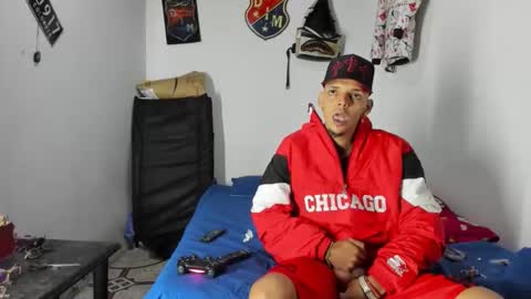 douglas_gallegos online show from February 15, 2:58 am