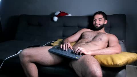 douglasskingjr online show from December 16, 8:15 pm