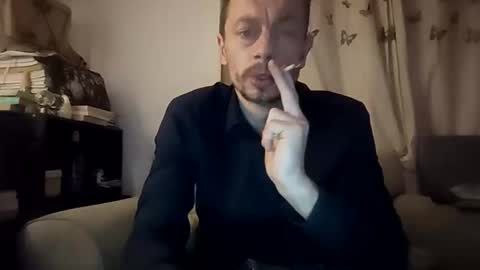 doveyfinn88 online show from December 15, 3:13 am