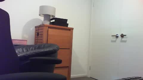 downunderwonder13 online show from March 6, 7:40 am