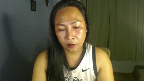 doyouwantme143 online show from January 10, 2:33 pm