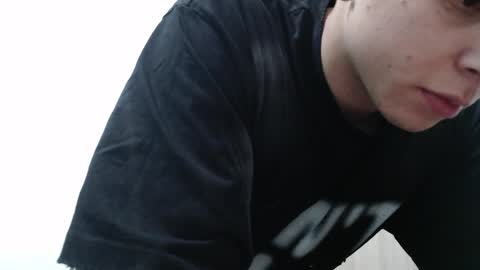 draco_boy2000 online show from March 29, 11:17 pm