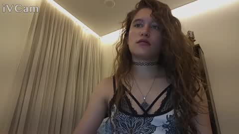 draculina69 online show from July 16, 5:55 am