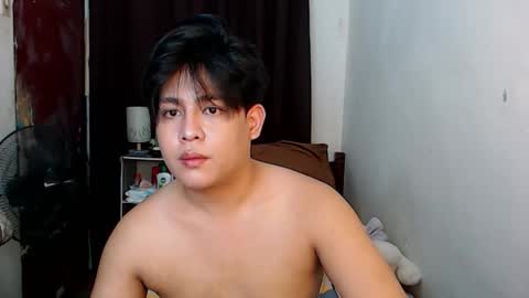 drakehugecock69 online show from October 1, 1:54 pm