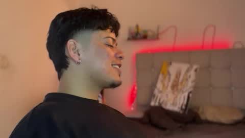 drakeeee online show from April 15, 2:20 pm